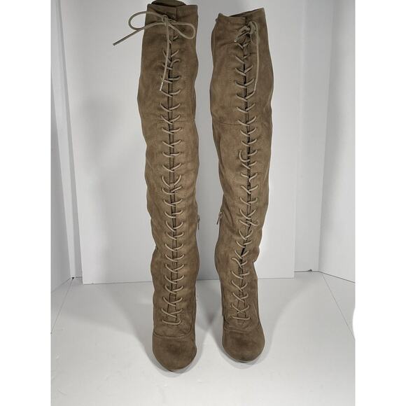FASHION NOVA Women's YOU MADE YOUR CHOICE Taupe BOOTS Sz 8 Right High Brown/tan - Picture 7 of 12